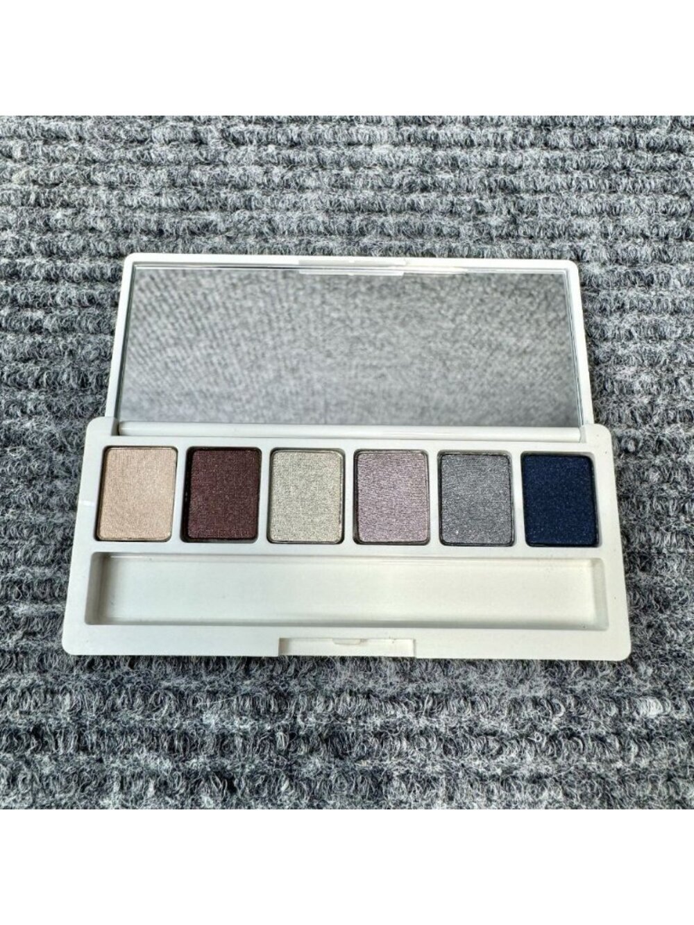 Clinique All About Shadow Eyeshadow Palette Smoke Mirrors Mink Mushroom Nightcap - Picture 2 of 5